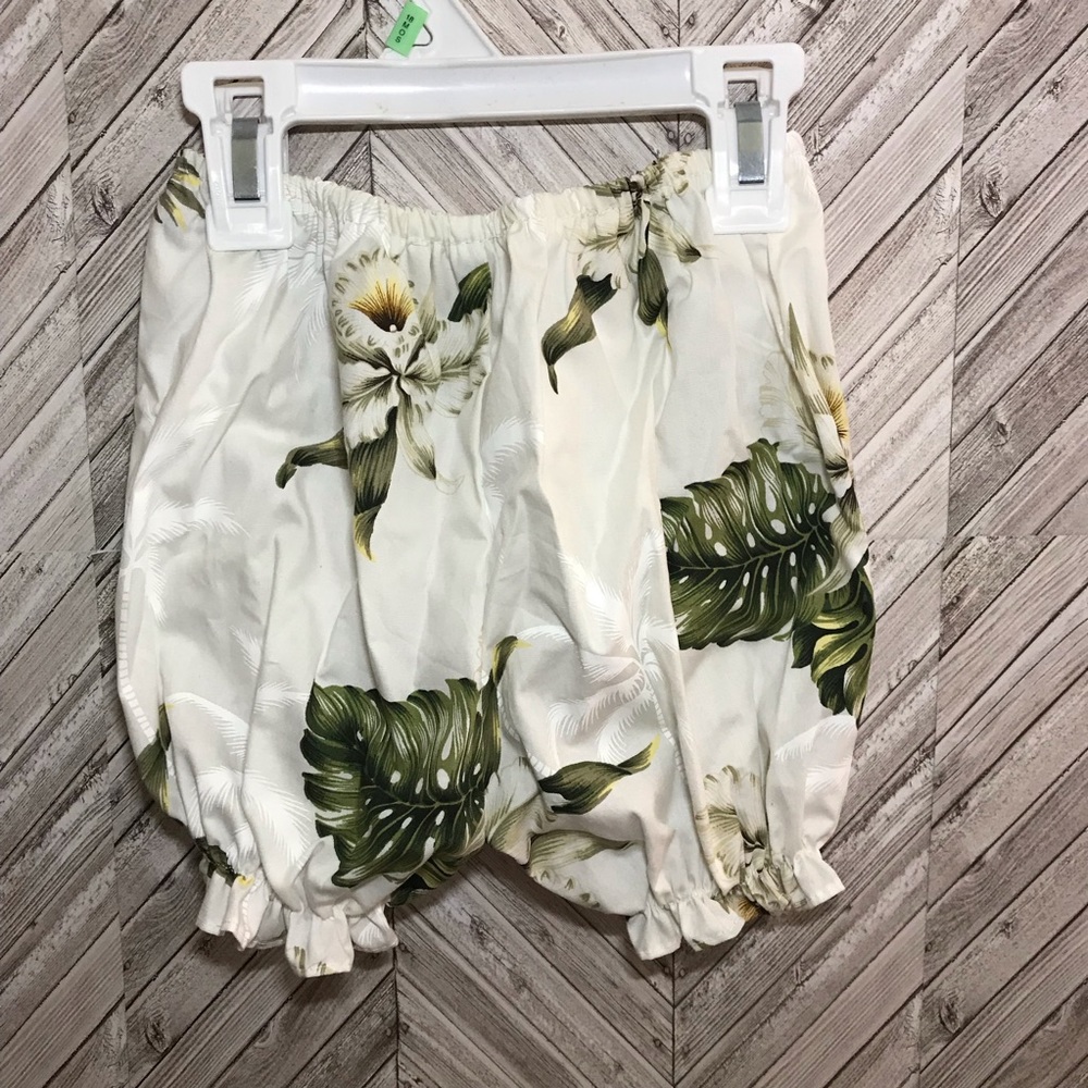 Ky’s Hawaiian Toddler Floral Print dress w/pant - Picture 3 of 3